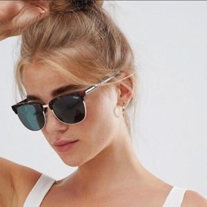 Gently used “Flint” Quay Australia sunglasses